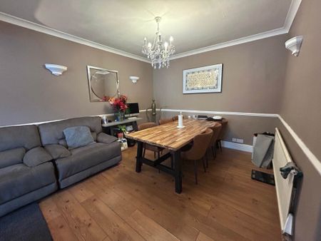 Westrow Drive, Barking - Photo 2