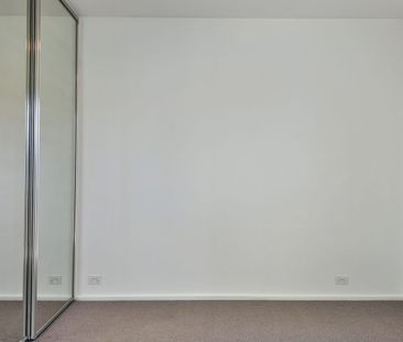 Spacious Two-Bedroom Apartment in a Premium Lifestyle Location - Photo 4