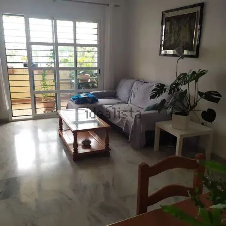 Alquiler de piso en Calle Montemar - Photo 5