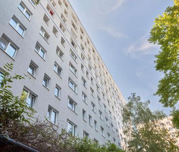 Viel Raum für Genuss: Großzügige Küche trifft auf gemütliches Wohnen! - Photo 2