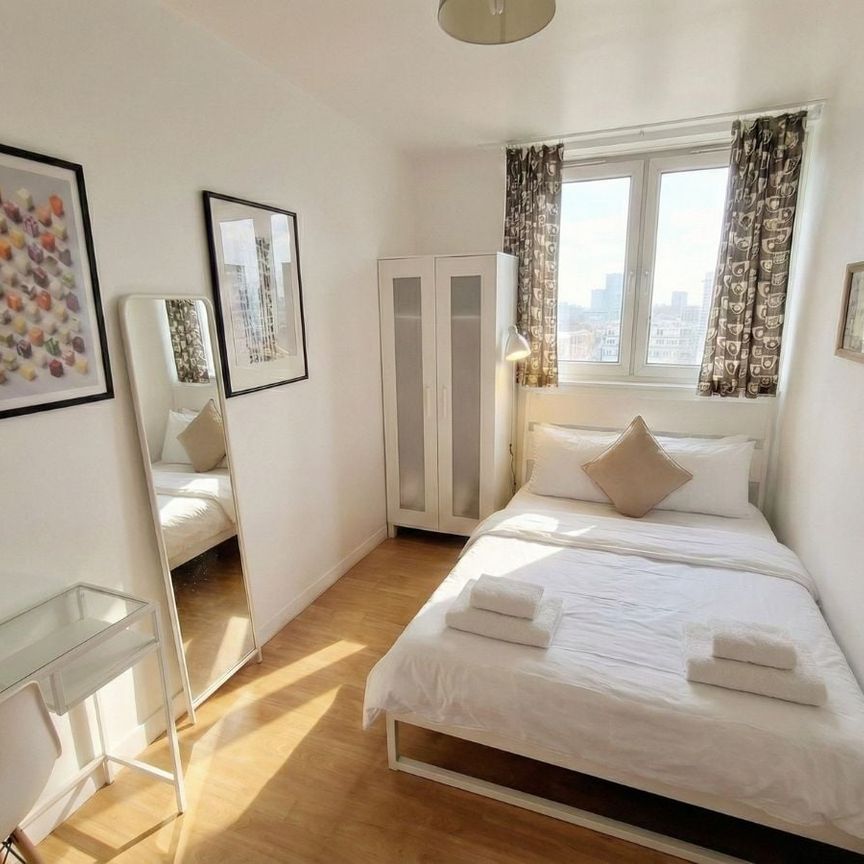 Room in a Shared Flat, Radnor Street, EC1V - Photo 1