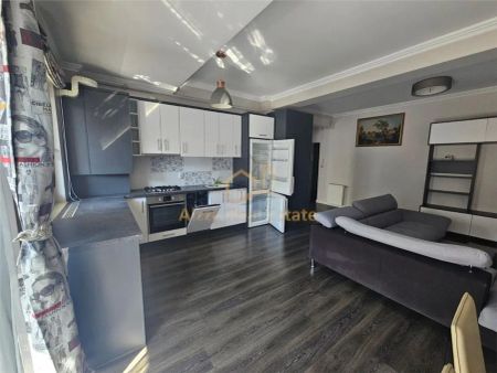 Alzza Real Estate | Apartament 2 camere de închiriat | Ansamblul Luminia – Europa | Parcare | 650 € - Photo 3