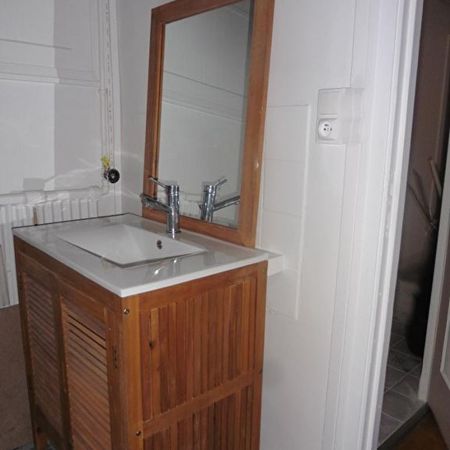 Location Appartement 3 pièces 61m² - Photo 3