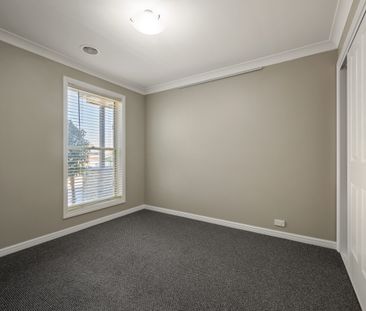 2 Lytham Court, West Wodonga VIC 3690 - Photo 2