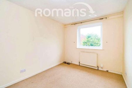 May Tree Close, Winchester, SO22 - Photo 2