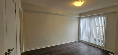 For Lease - 100 Honeycrisp Crescent Unit# 349, Vaughan, Ontario - Photo 5
