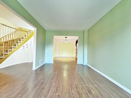 For Lease - 3058 Dalehurst Drive, Mississauga, Ontario - Photo 4