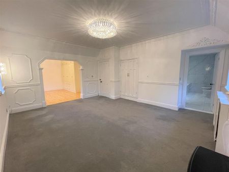 7 bedroom detached house to rent - Photo 4