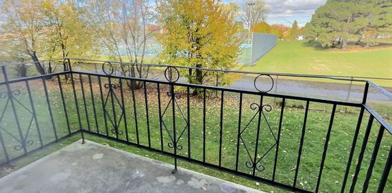 1 CH - 1 SDB - Châteauguay - $1,550 /mo - Photo 2