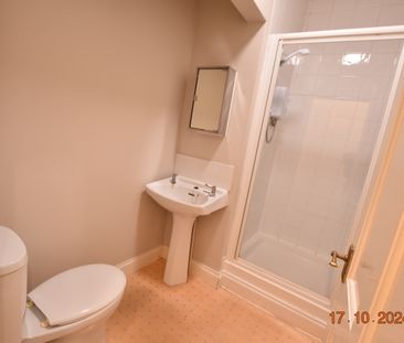 1 Bed Flat, Hart Hill Drive, LU2 - Photo 4