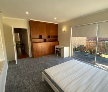 Glen Waverley - Photo 6