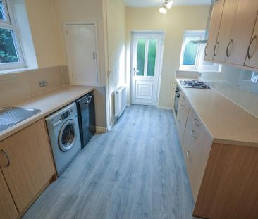 3 bedroom end of terrace house to rent - Photo 6