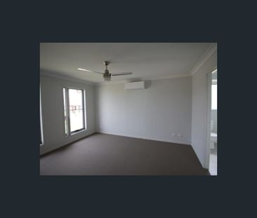 31 Frankland Street, South Ripley, Qld 4306 - Photo 3