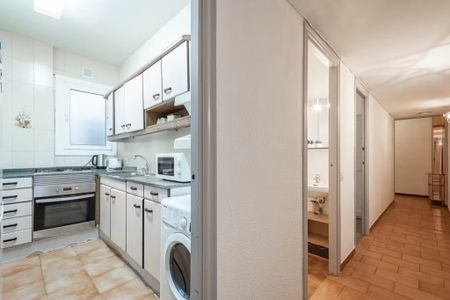 Carrer de Pi i Margall, Barcelona, Catalonia 08025 - Photo 5