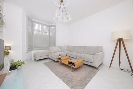 1 Bed Flat, Saltram Crescent, W9 - Photo 5