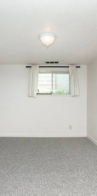 North Burnaby 2 bedrooms 1 bathrooms house for rent - Photo 1