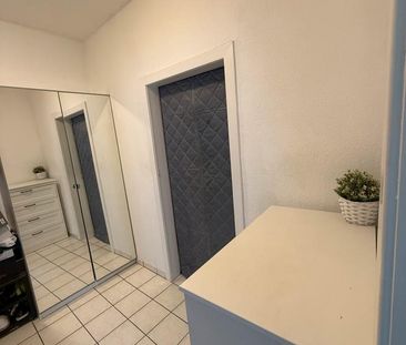 2 Zimmer Wohnung MIT MÖBELÜBERNAHME - Photo 1