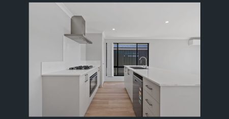 Spacious 5-Bedroom Family Home in a Peaceful Dudley Park Location - Photo 5