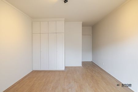 Gerenoveerd 2 slaapkamer appartement te Beveren - Photo 4