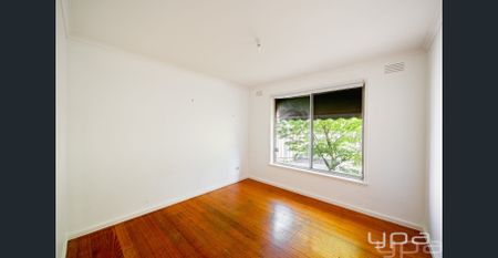 Great Family Home! - Photo 3