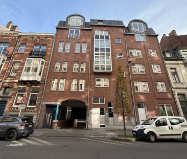 Beau duplex meublé 3 chambres avec terrasse + 1 parking - Photo 2