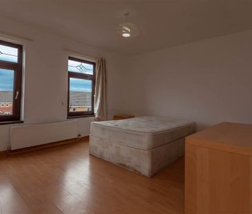 48 Powerscourt Place, Ormeau Road, Belfast, BT7 1FX - Photo 3