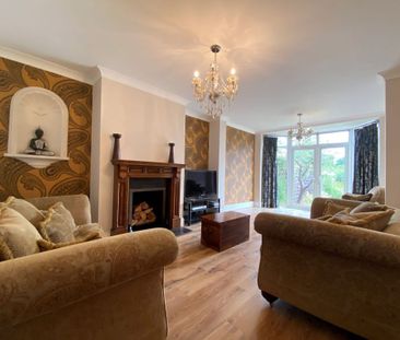 72 Park Road - Golden Stable & Superb HouseLoughborough - Photo 1