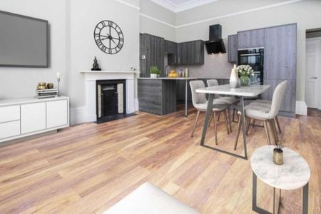 2 bedroom apartment to rent - Photo 2