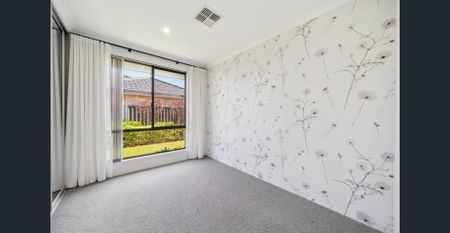 GREAT 4x2x2… FAMILY LIVING AT ITS BEST! - Photo 2