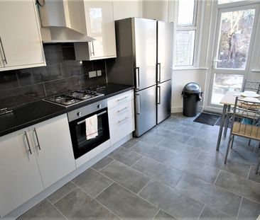 Room in a Shared House, Woodside Gardens, N17 - Photo 2