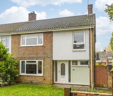 4 bedroom end of terrace house to rent - Photo 4