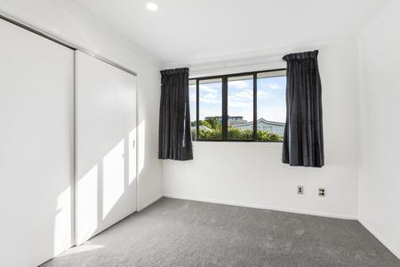 Property Management137 Jervois Road, Herne Bay - House for Rent - Photo 2