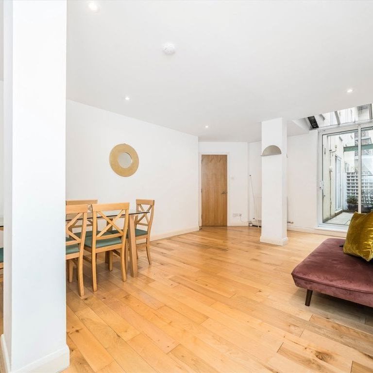 Bartholomew Close - Photo 1