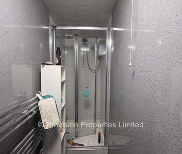 6 Bedroom Student Lets Leeds - Photo 2