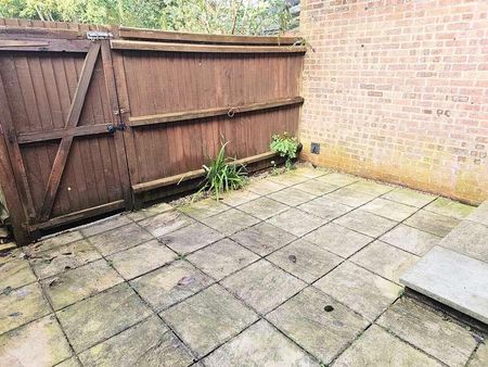 Summertrees Court, Ashley, BH25 - Photo 3