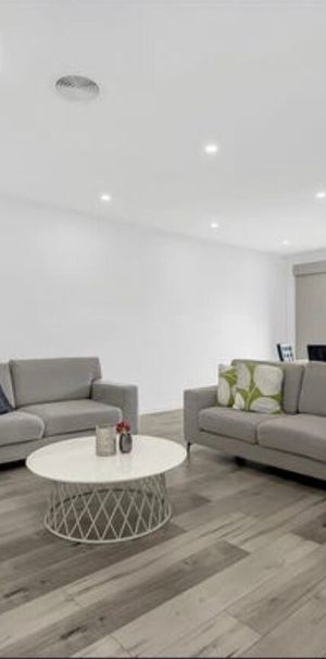 Craigieburn - Photo 1