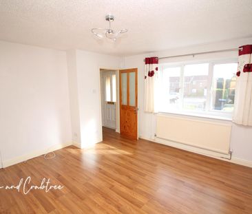 3 Bedroom House - Mid Terrace - Photo 5