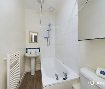 3 bedroom apartment to rent - Photo 1