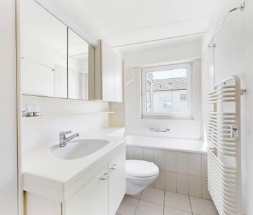 Cozy apartment in popular residential area - Photo 6