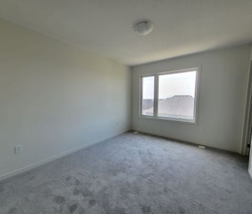 For Lease - 1432 Coral Springs Path, Oshawa, Ontario - Photo 2