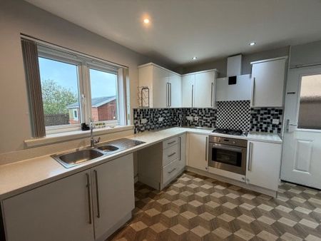 Margaret Parker Avenue, KA1 2NS - Photo 3