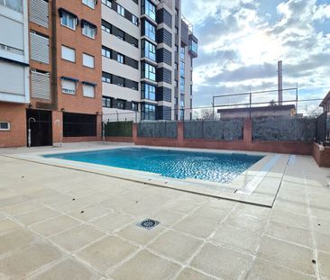 Piso de alquiler en Calle Hoyo de Pinares, Campamento - Photo 3