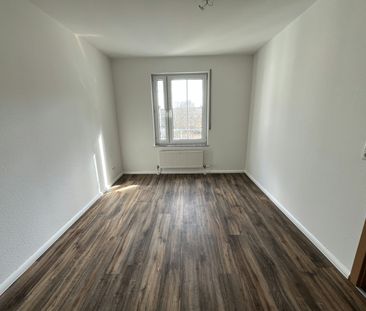 Zentrale Lage trifft Komfort – Wohnung mit Balkon, Innenhofausricht... - Foto 1