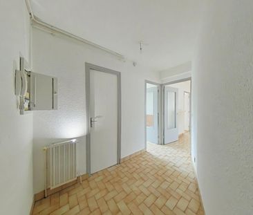 Location Appartement 2 pièces 37m² ROMANS SUR ISERE 26100 - Photo 5