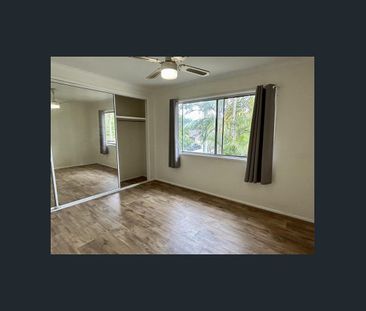 Spacious Family Home in Prime Shailer Park Location! - Photo 2