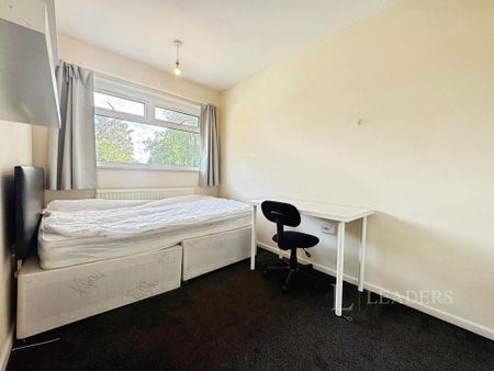 1 bedroom in a house share to rent - Photo 5
