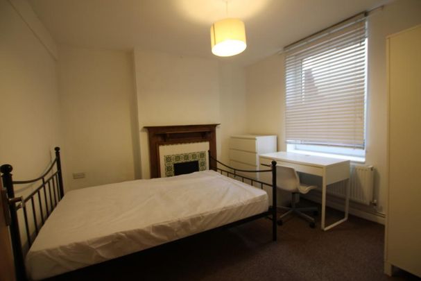 5 bedroom house to rent - Photo 1