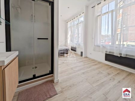 Chambre meublée avec salle d'eau privative - Limite CROIX - Photo 2