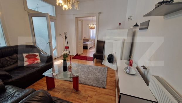 Casa in inima orasului, curte individuala, 3 camere, zona li - Fotografie 1