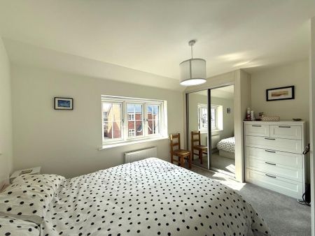 2 bedroom semi-detached house to rent - Photo 5